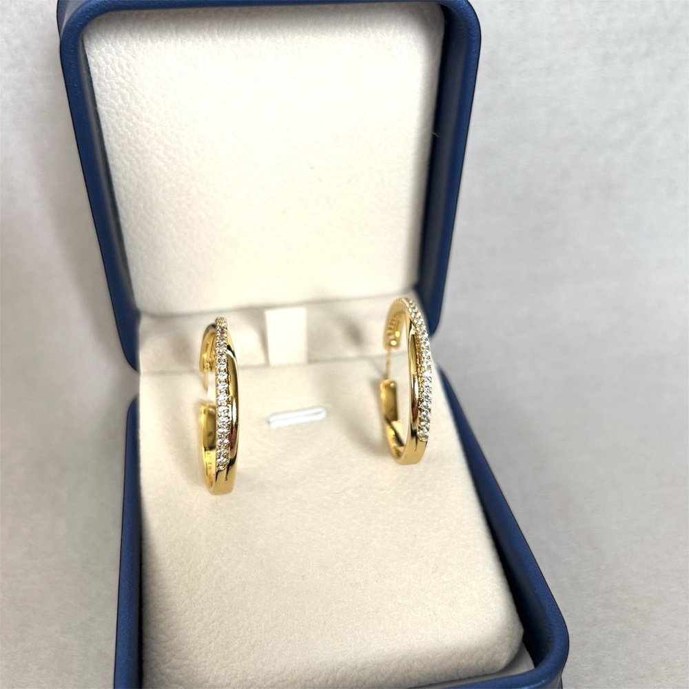 New Elegant 14k Gold Plated Hoop Earrings 30mm Cubic Zirconia Latch Backs
